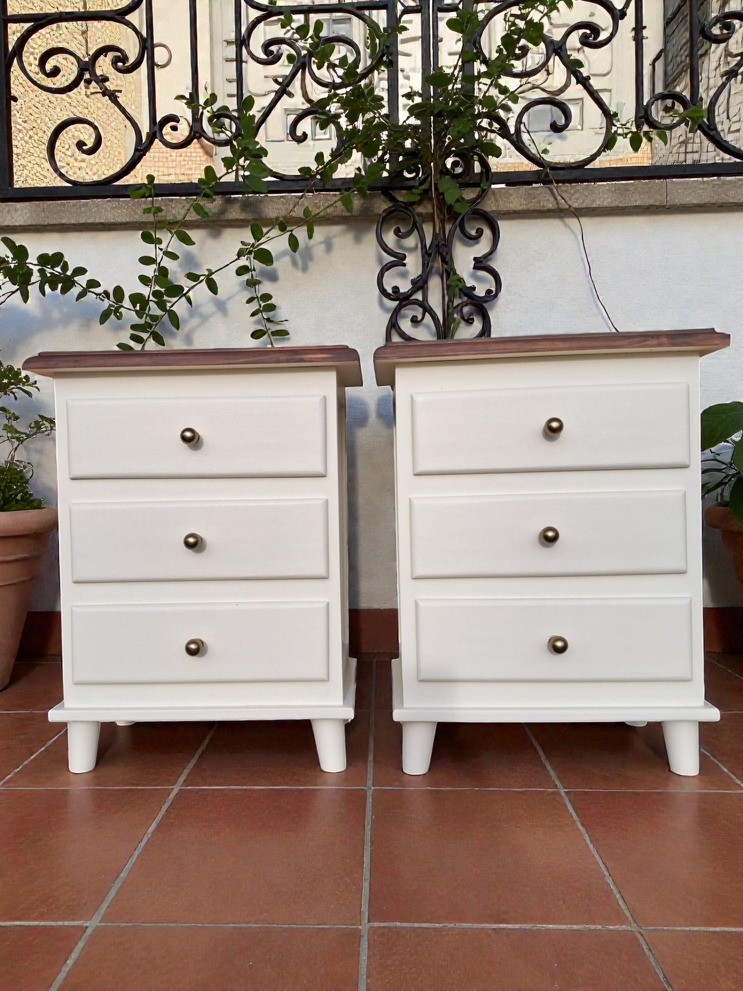 Nachttische in Off-White – MCM