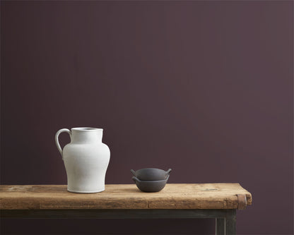 Bote de 120 ml de Wall Paint Tyrian Plum de Annie Sloan