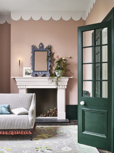 Knightsbridge Green - Annie Sloan SATIN PAINT  decorative paint