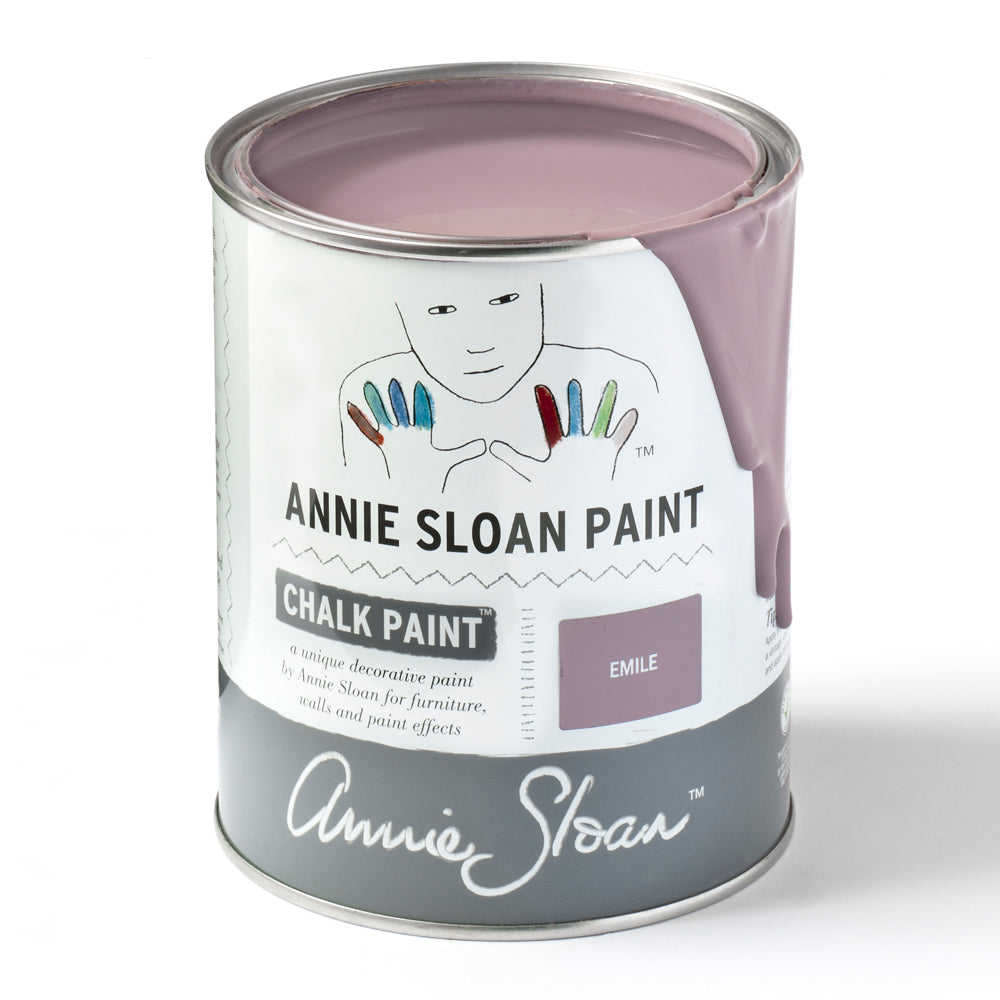 Bote de pintura Chalk Paint™ de Annie Sloan en el color Emile, un morado suave con matices rosados cálidos