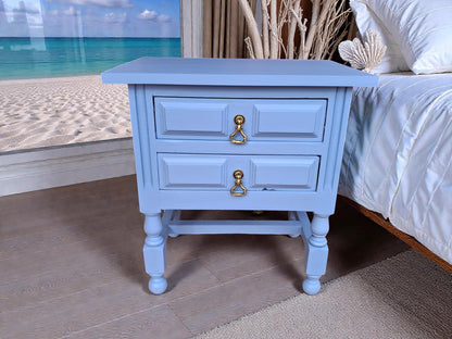 Restaurierter Nachttisch · Rustikale Möbel aus dem 19. Jahrhundert