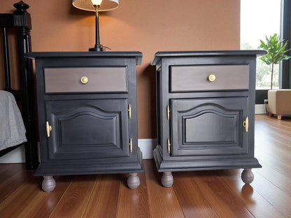 AGOTADO! Antique Nightstand / Mesitas de Noche Antiguas Restauradas – Solid Wood, Brass Handles, Eco Finish