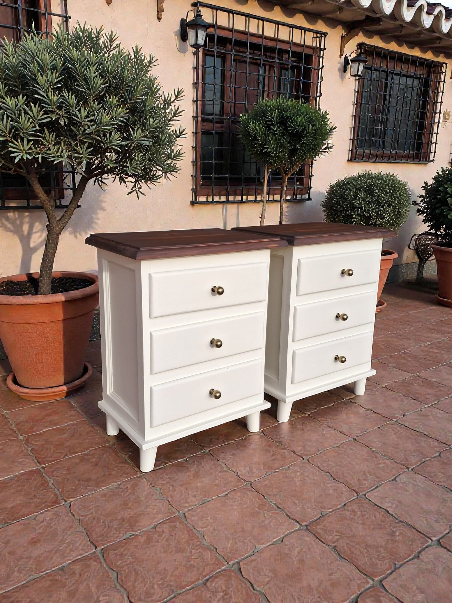 Nachttische in Off-White – MCM