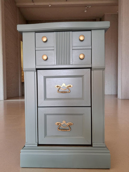 AGOTADO! Mid-Century Modern Laurel Green Nightstands – Restored & Eco-Friendly | Mesitas de Noche Verde Laurel Estilo MCD – Restauradas  Eco-Friendly