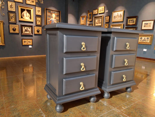 Restored French Provincial Bedside Tables | Mesitas de Noche Provenzales Restauradas, Solid Wood, Eco Paint, Bronze Handles