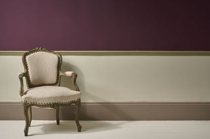 Pared pintada en Tyrian Plum con Wall Paint de Annie Sloan