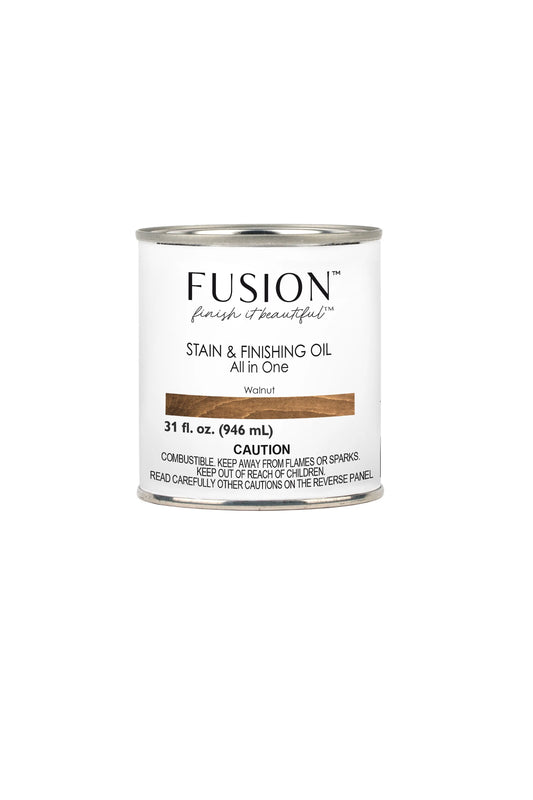 Bote de Aceite Fusion Stain and Finishing Oil Walnut de 237 ml para teñir, acondicionar y proteger madera