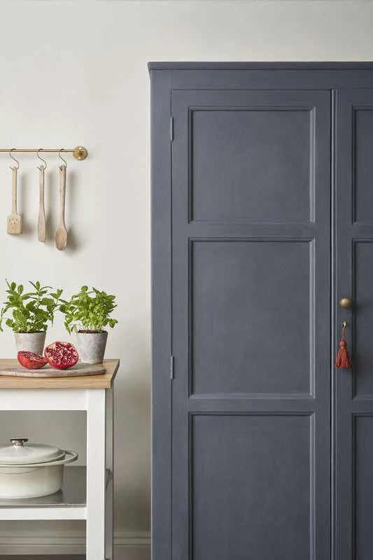 Whistler Grey - Annie Sloan CHALK PAINT TM decorative paint