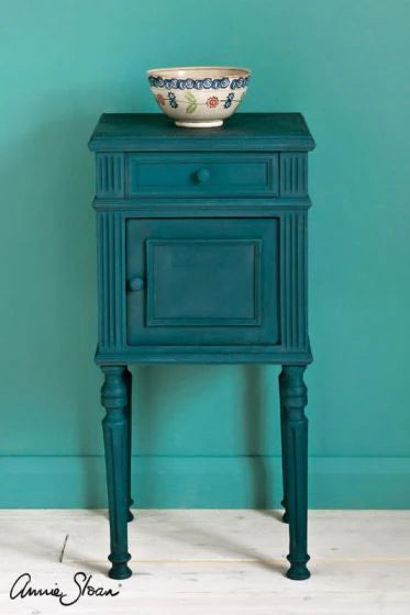 Aubusson Blue - Annie Sloan CHALK PAINT TM decorative paint