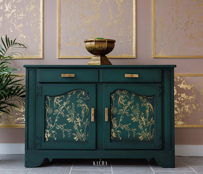 Transferencia Gold Foil A Bird Song Kacha en cómoda azul grisáceo restaurada con tapa de madera natural - pájaros y botanicals dorados con tiradores mixtos - Re-Design with Prima - ambassador Renovelle by Vilma
