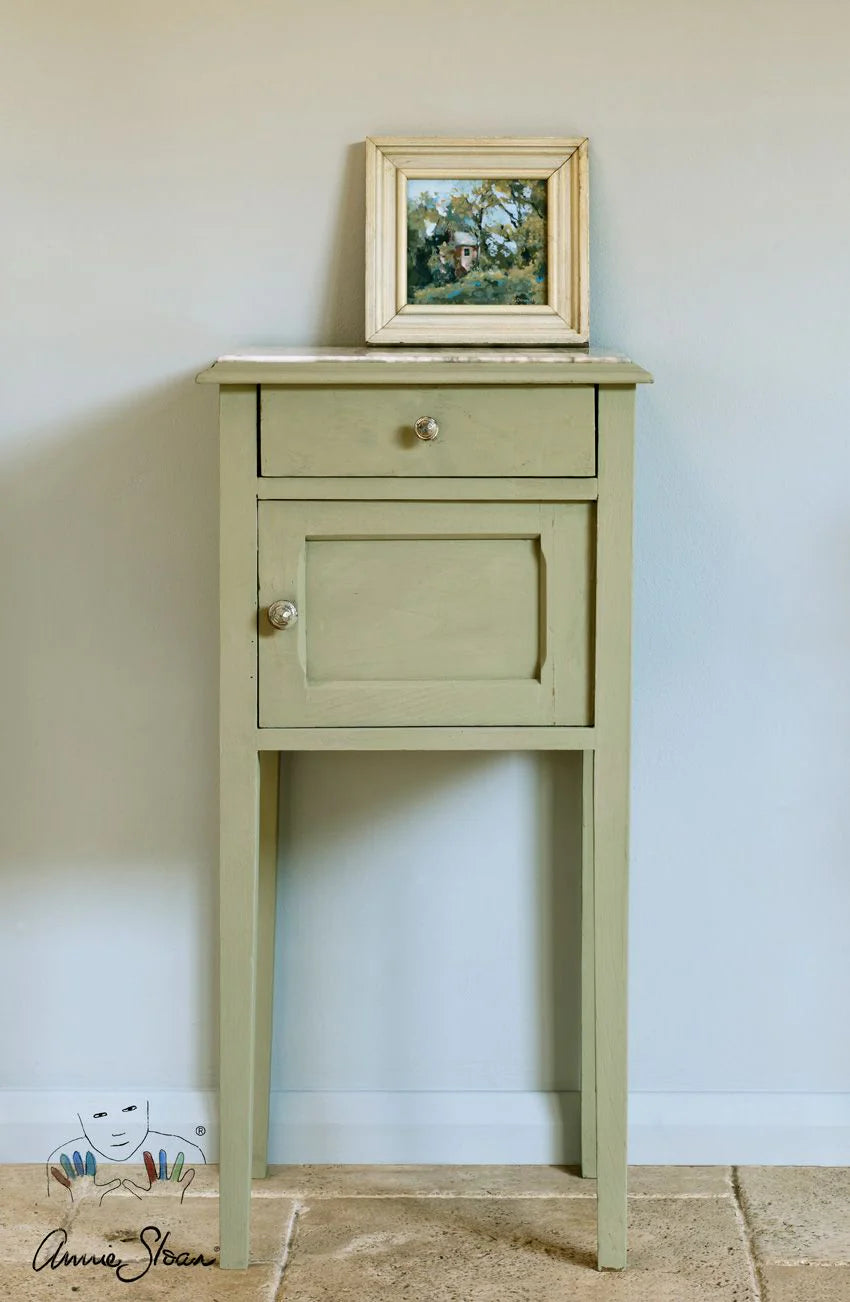 Chàteau Grey  - Annie Sloan CHALK PAINT TM decorative paint