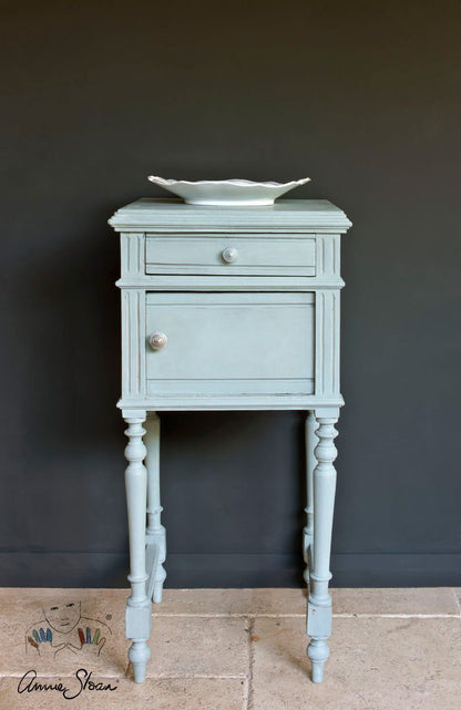 Duck Egg Blue - Annie Sloan CHALK PAINT TM decorative paint
