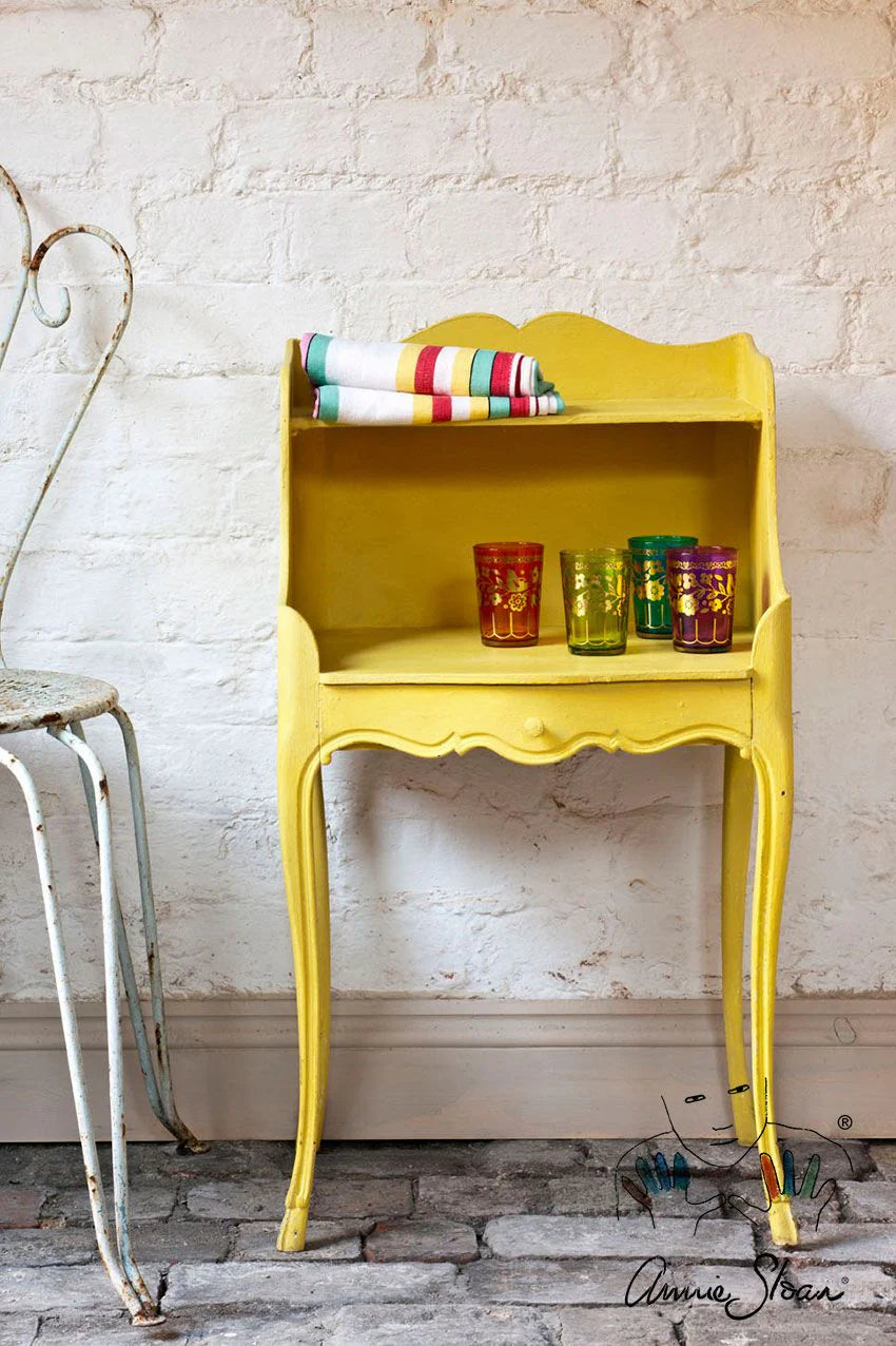 English Yellow - Annie Sloan CHALK PAINT TM decorative paint