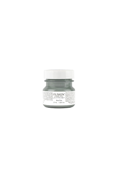 Muestra de color Fusion Mineral Paint Blue Pine 37ml, tono azul-verde con matiz gris