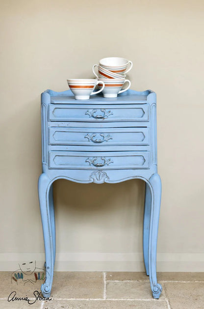 Louis Blue - Annie Sloan CHALK PAINT TM decorative paint