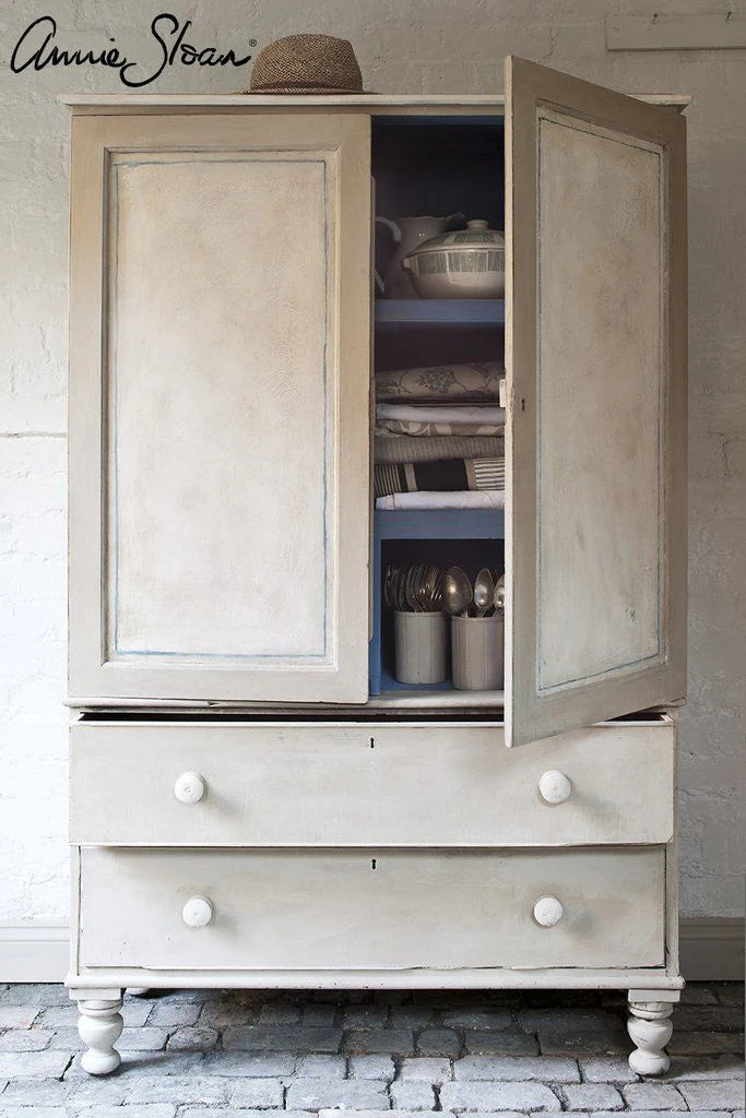 Old Ochre - Annie Sloan CHALK PAINT TM decorative paint