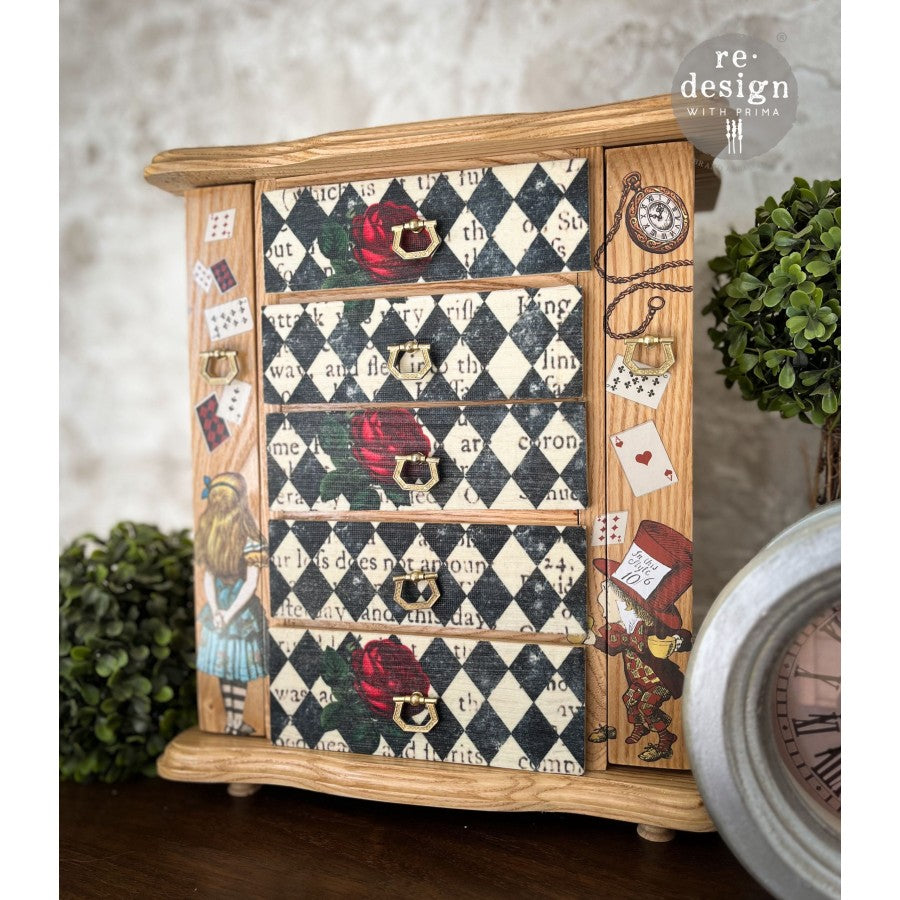Hoja completa de papel tissue decoupage Queen's Court of Roses de Redesign with Prima – País de las Maravillas